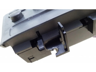 Блок управления климат-контролем 8682930 Volvo S60