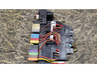 Блок предохранителей A2305450932, 2305400450   Mercedes-Benz SL AMG R230    