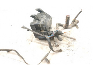 Pojistková skříňka YA1719 Mitsubishi Pajero 2000