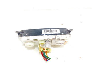 Блок управления климат-контролем    Jeep Cherokee III KJ