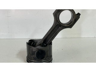 Píst 0308859, 7790515 BMW 3 E90 E91 pro naftový motor 2.0 M57