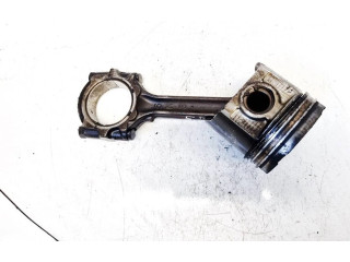 Поршень с шатуном Nissan Almera Tino