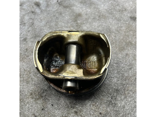 Píst Chevrolet Captiva pro benzínový motor 2.4