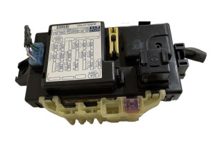 Ящик предохранителей (комплект) 8260097405 Daihatsu YRV