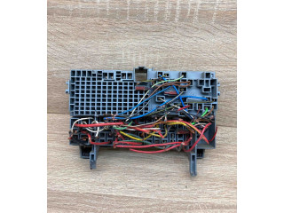 Pojistková skříňka 90464777, 90069864 Opel Astra F 1992