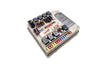 Pojistková skříňka Nissan Note (E11) 2012