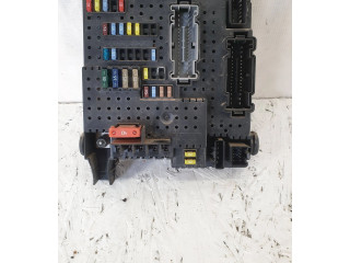 Блок предохранителей  12217799, 00005052479   Volvo V70    