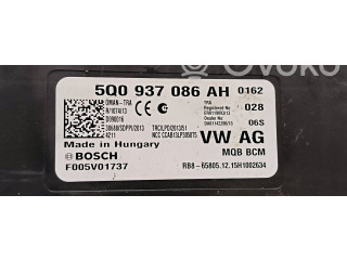 Блок комфорта Skoda Octavia Mk3 (5E)