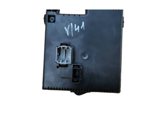 Блок предохранителей 30728512, 06W232   Volvo XC90    