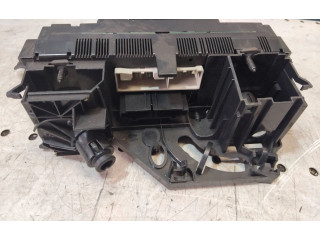 Блок управления климат-контролем    Volkswagen Golf Plus