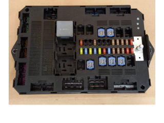 Блок предохранителей BX2314B476AA, 7370C30730 Jaguar XF X250