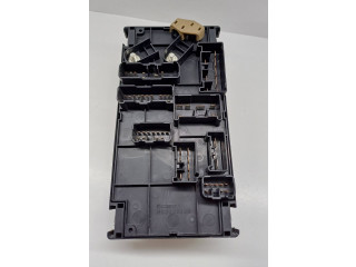 Блок предохранителей 82241SG030, 604033 Subaru Forester SJ