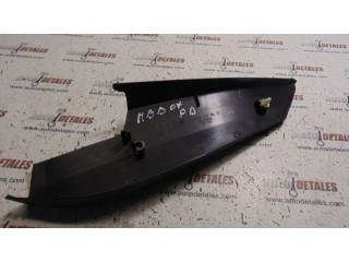 Другая деталь салона