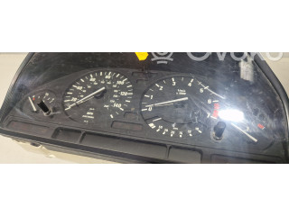 Přístrojová deska BMW 5 E34 1989 13888019