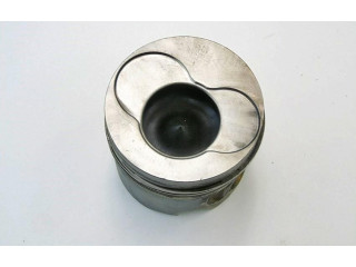 Píst Volkswagen Multivan T5