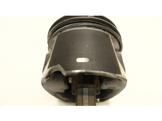 Поршень с шатуном D5204T D5204T2 D5204T3 D5204T7 81L123 Volvo S60