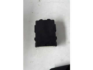 Блок управления коробкой передач 89535-75010, 2ZR   Toyota Auris 150