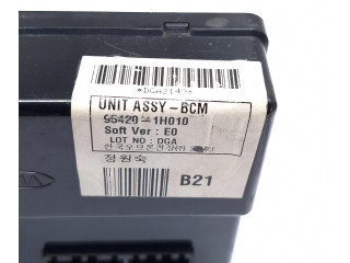 Блок комфорта 954201H010, DGA2142 KIA Ceed