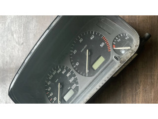 Панель приборов 354001002 Volkswagen Golf III