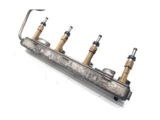 Vstřikovací lišta 23250-0T030 Toyota Auris 150