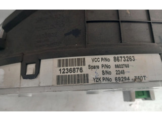 Панель приборов 8673263, 69294750T   Volvo V70       