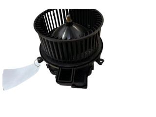 Вентилятор печки    4M2820021C   Audi Q5 SQ5