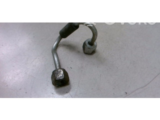 Vstřikovací lišta 058133681 Volkswagen PASSAT B5.5