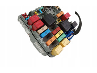 Блок предохранителей 51867698   Alfa Romeo Giulietta    