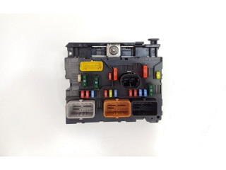 Блок предохранителей  9664055580   Peugeot 207    