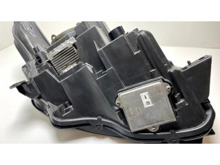 Передняя фара