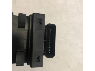 Ручка стеклоочистителей 17J671 Mazda CX-5 II