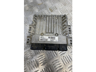 Блок управления двигателя 237103999R Dacia Duster