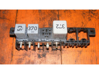 Блок предохранителей 8L0941822A   Audi A6 S6 C5 4B    