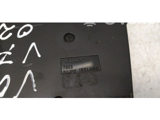 Блок управления климат-контролем 7923   Volvo V70