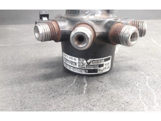 Топливная рампа 8200057345   Renault Clio II  