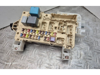 Блок предохранителей 892210F010 Toyota Corolla Verso AR10