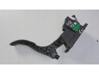 Педаль акселератора