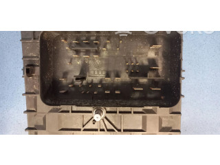 Блок предохранителей 1K0937125 Volkswagen Golf Plus