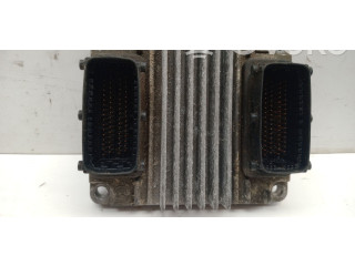 Блок управления двигателя 8973003261, 12214079   Opel Combo C