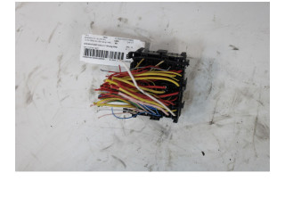 Блок предохранителей    Dacia Sandero    