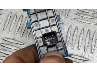 Включатель электрических окон