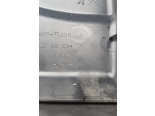 Pojistková skříňka 9658447380 Peugeot 5008 2013