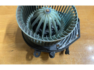 Вентилятор печки 740221233F, 8D1820021 Volkswagen Jetta V