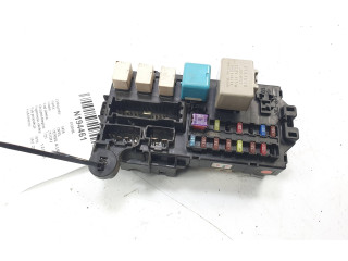 Блок предохранителей 85980-B1010 Opel Meriva A