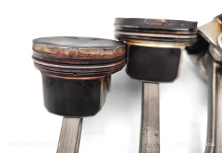  Поршень с шатуном    Volkswagen Golf Cross  