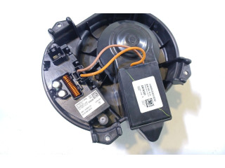 Вентилятор печки    A2469061601, A2229060303   Mercedes-Benz GLA W156