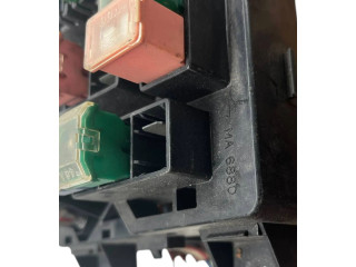 Pojistková skříňka ma6882 Mitsubishi Pajero 2001