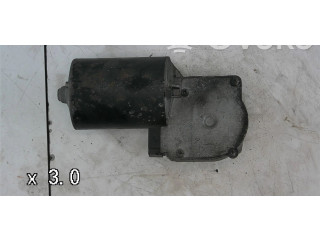 Моторчик дворников     Saab 900