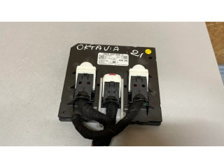 Блок комфорта 5WA937086G Skoda Octavia Mk4