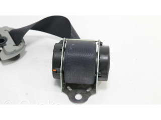 Задний ремень безопасности